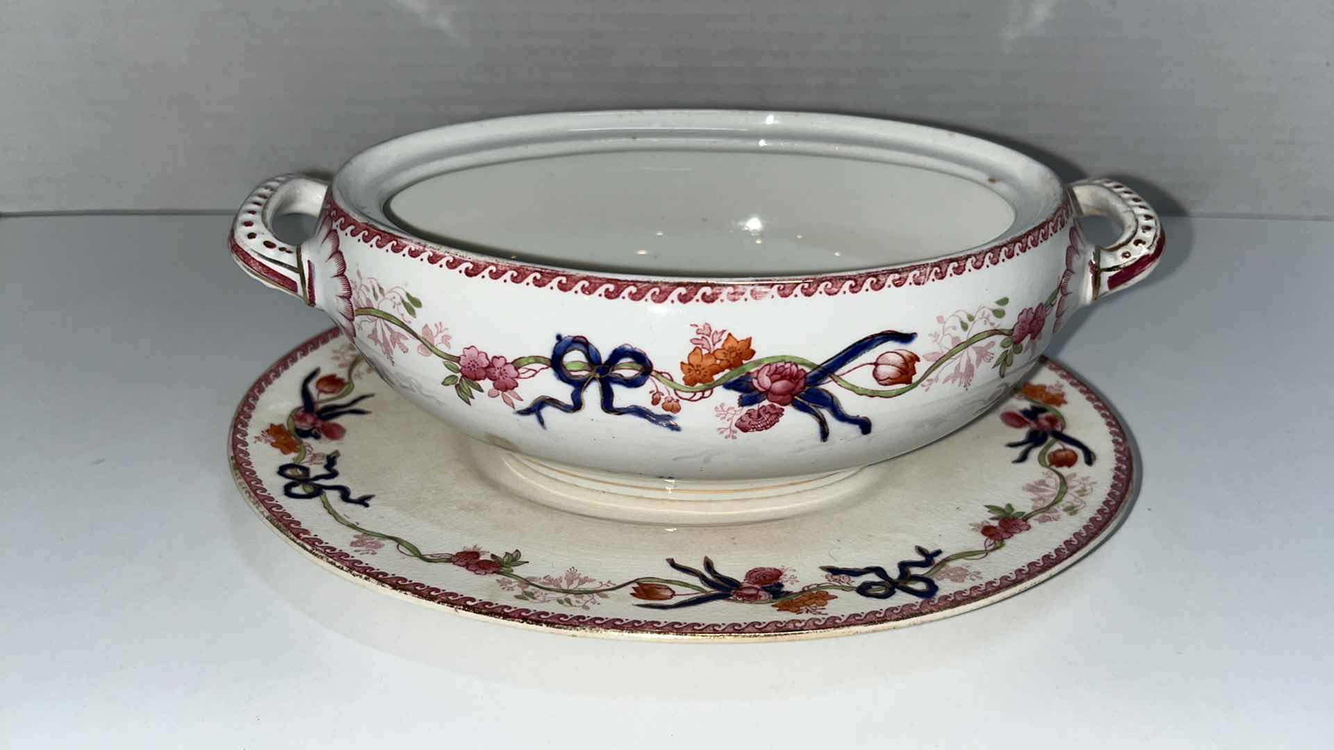 Photo 4 of FURNIVALS LAKEWOOD BONE CHINA 4 PCS