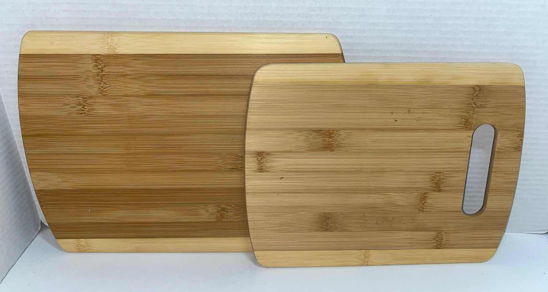 Photo 3 of SUNFLOWER CUTTING BOARDS & ENGRAVED SET OF COOKING UTENSILS