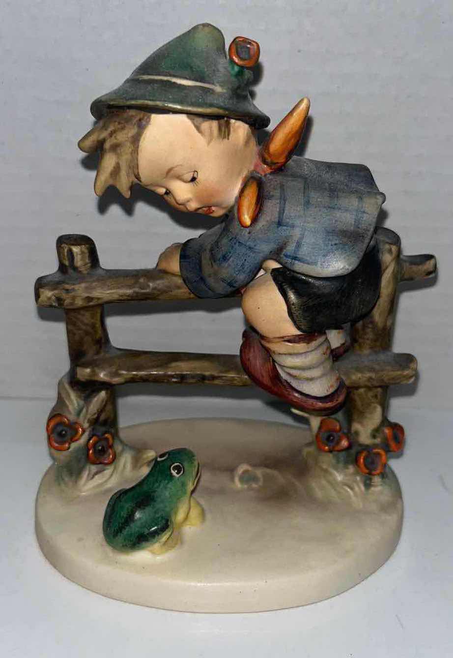 Photo 1 of 1948 GOEBEL HUMMEL #201 “RETREAT TO SAFETY” PORCELAIN FIGURINE 4”, MADE IN GERMANY