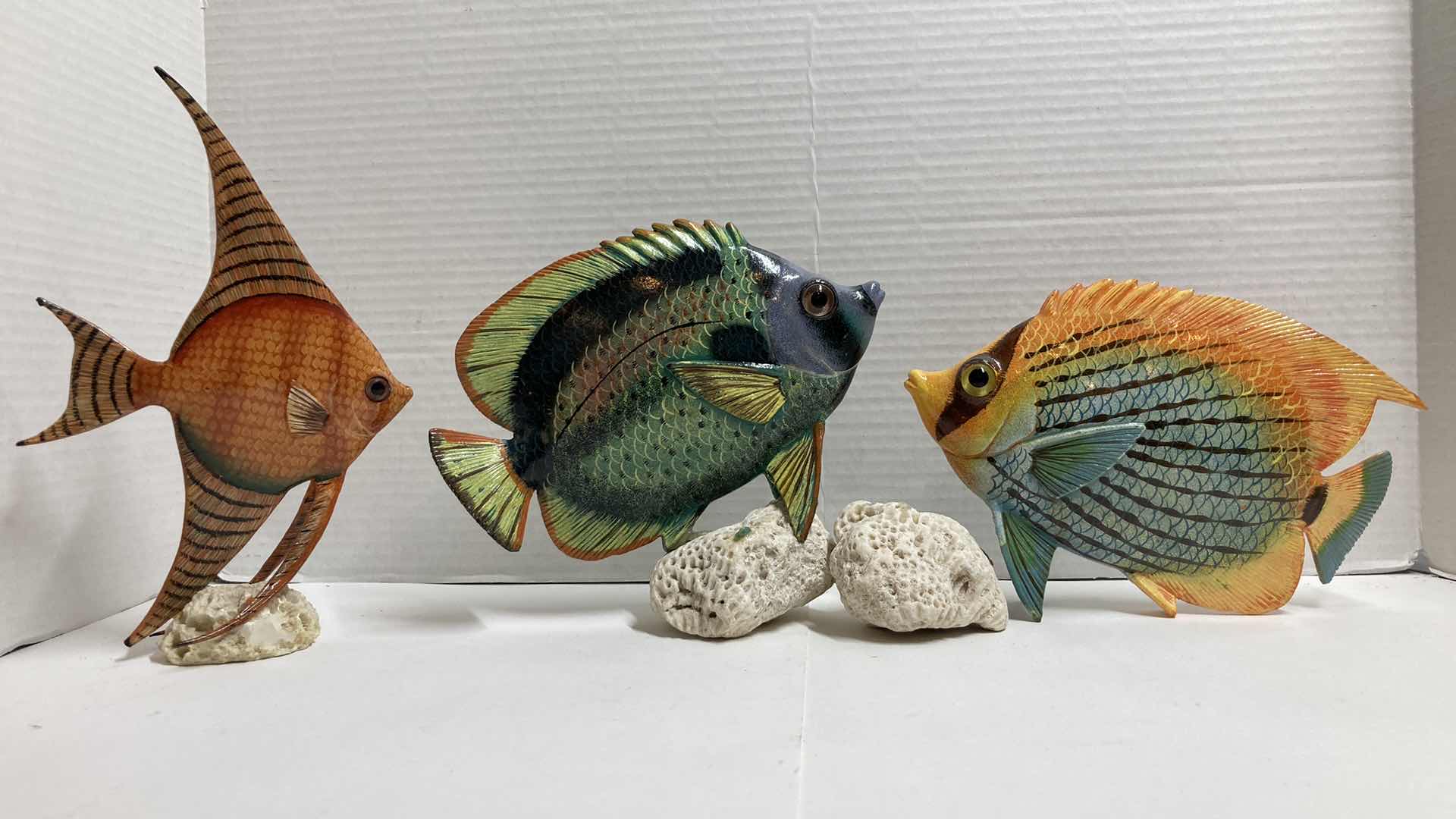Photo 1 of RESIN FISH FOSSILIZED CORAL BASE DECOR (3)