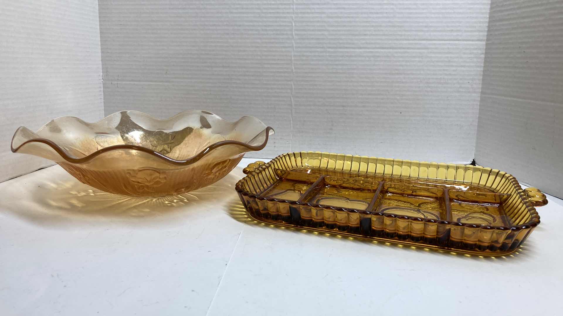 Photo 2 of VINTAGE 11.5” MARIGOLD RUFFLED EDGE CARNIVAL GLASS BOWL & INDIANA AMBER GLASS CONDIMENT TRAY 12.5” X 8.5”