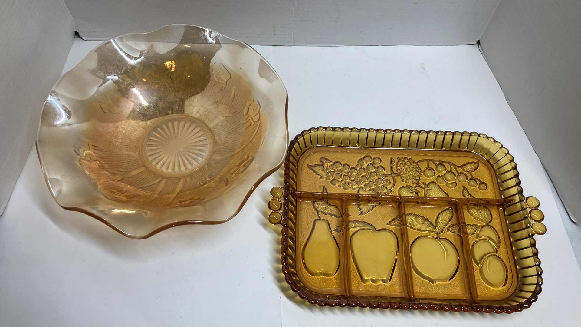 Photo 3 of VINTAGE 11.5” MARIGOLD RUFFLED EDGE CARNIVAL GLASS BOWL & INDIANA AMBER GLASS CONDIMENT TRAY 12.5” X 8.5”