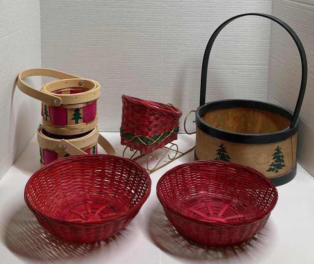 Photo 1 of HOLIDAY WICKER & WOVEN BASKETS (6)