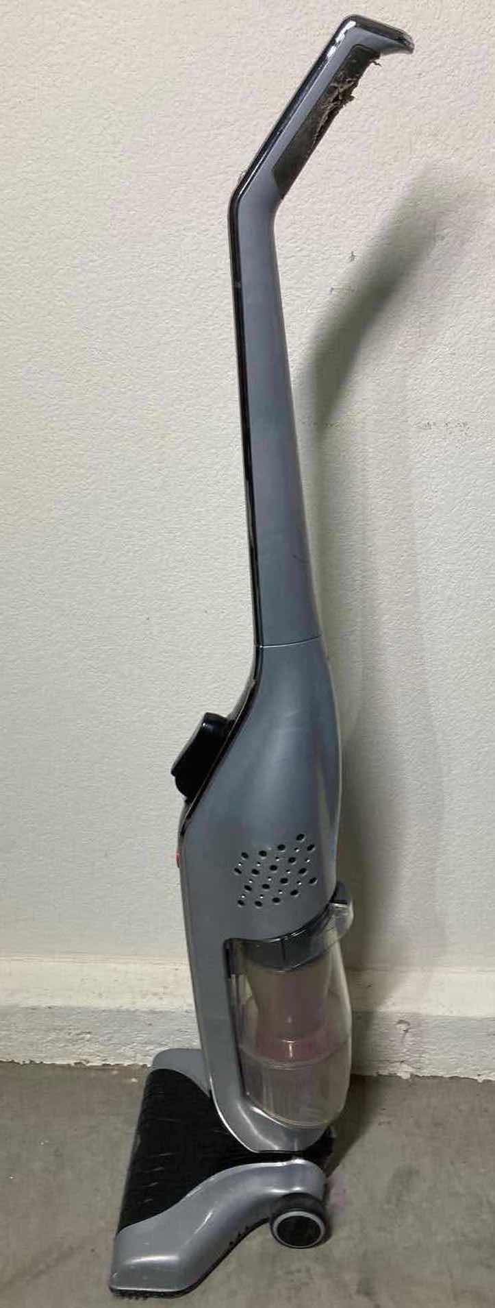 Photo 5 of HOOVER LINX WIND TUNNEL TECH CORDLESS VACUUM W BATTERY & CHARGER