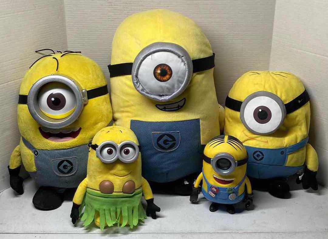 Photo 1 of DESPICABLE ME MINIONS PLUSHIES/STUFFED CHARACTERS (4) & MINION TOY