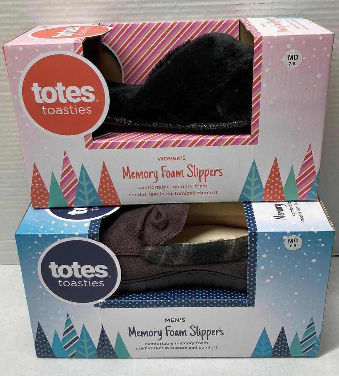 Photo 1 of NEW TOTES TOASTIES MEMORY FOAM SLIPPERS MENS SIZE MED 8-9 & WOMENS SIZE MED 7-8 (2)