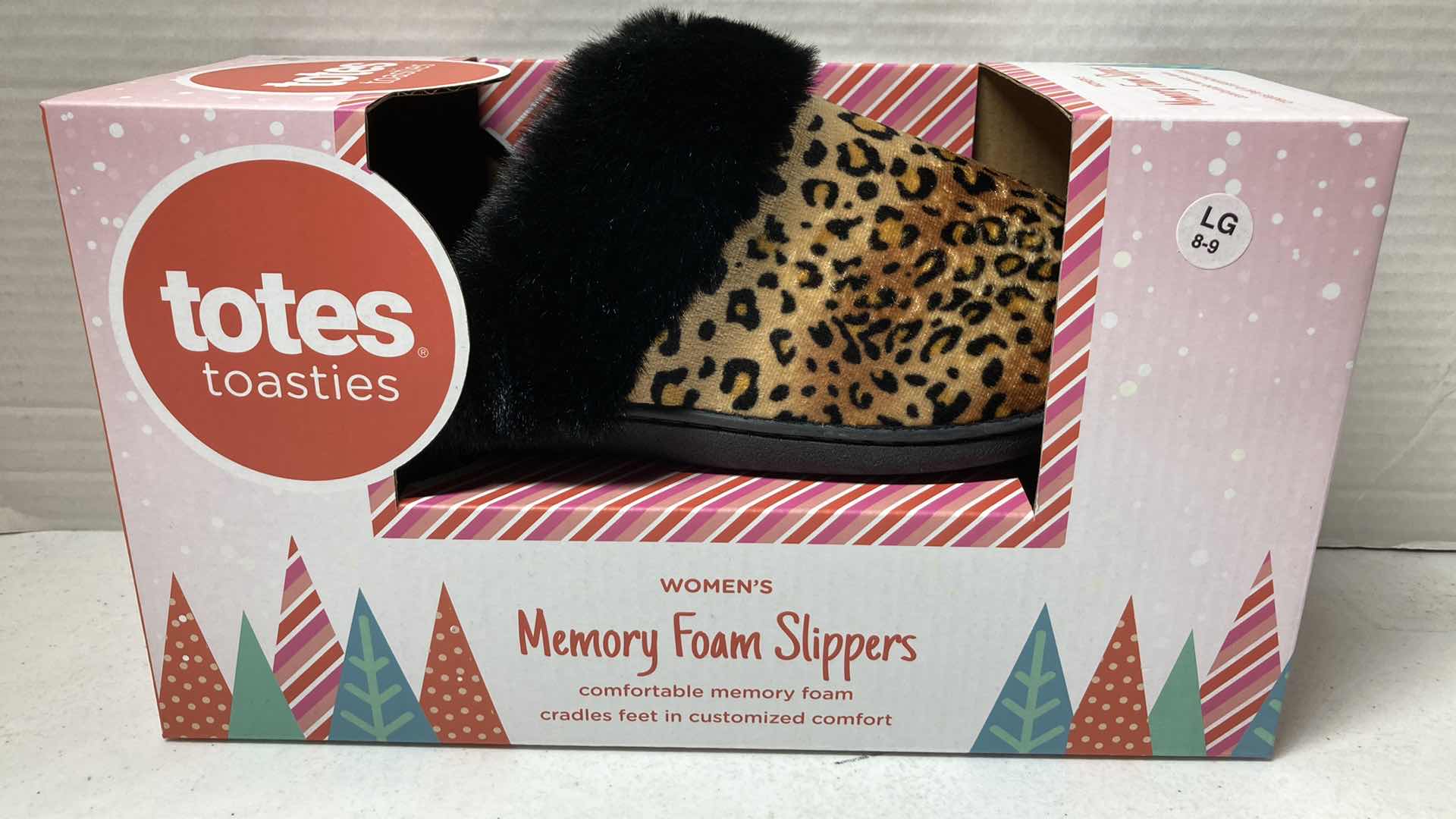 Photo 4 of NEW TOTES TOASTIES MEMORY FOAM SLIPPERS MENS SIZE XL 11-12 & WOMENS SIZE LG 8-9 (2)