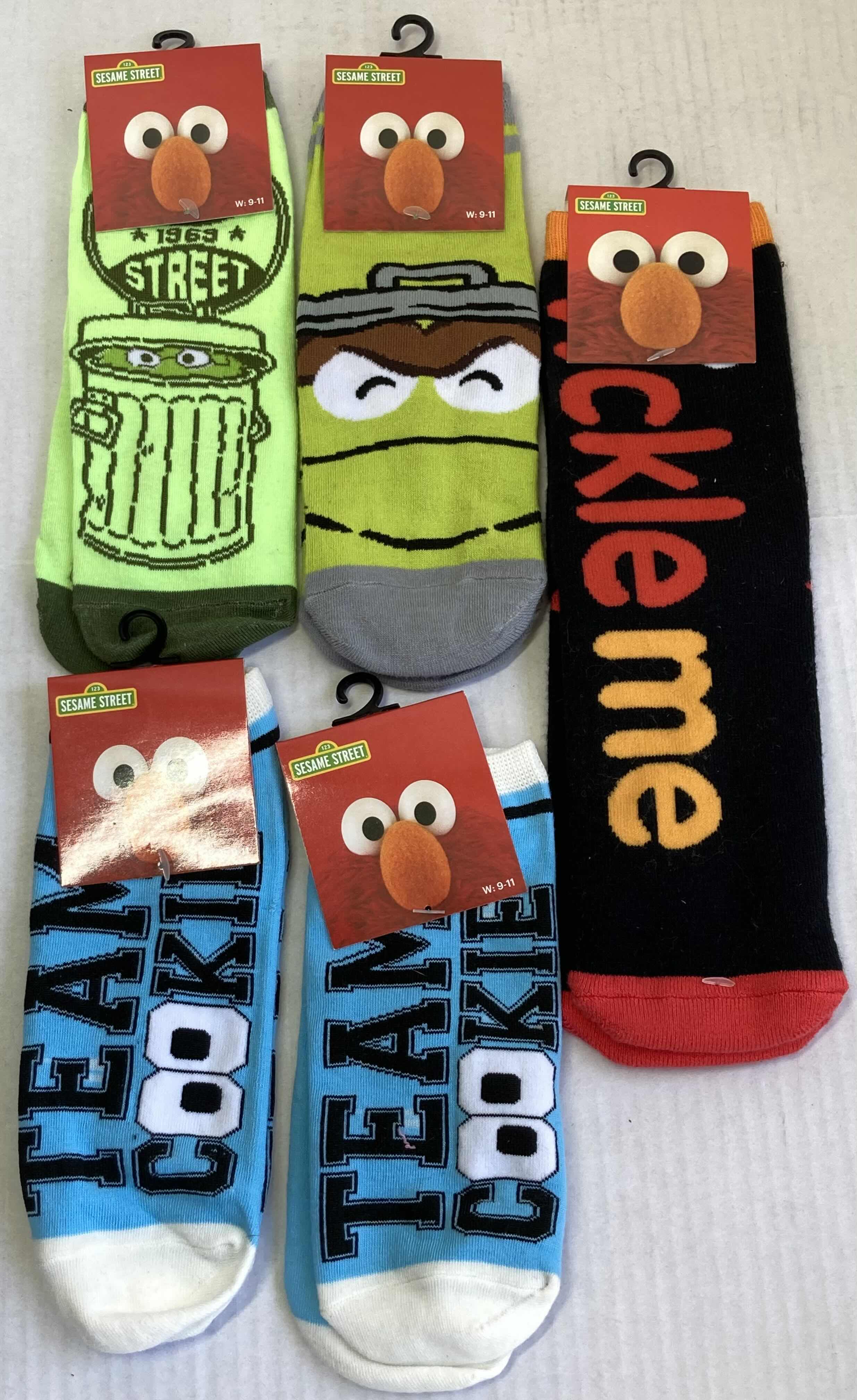 Photo 2 of NEW SESAME STREET SOCKS (5) W WB SCOOBY DOO SOCKS & PEANUTS SOCKS