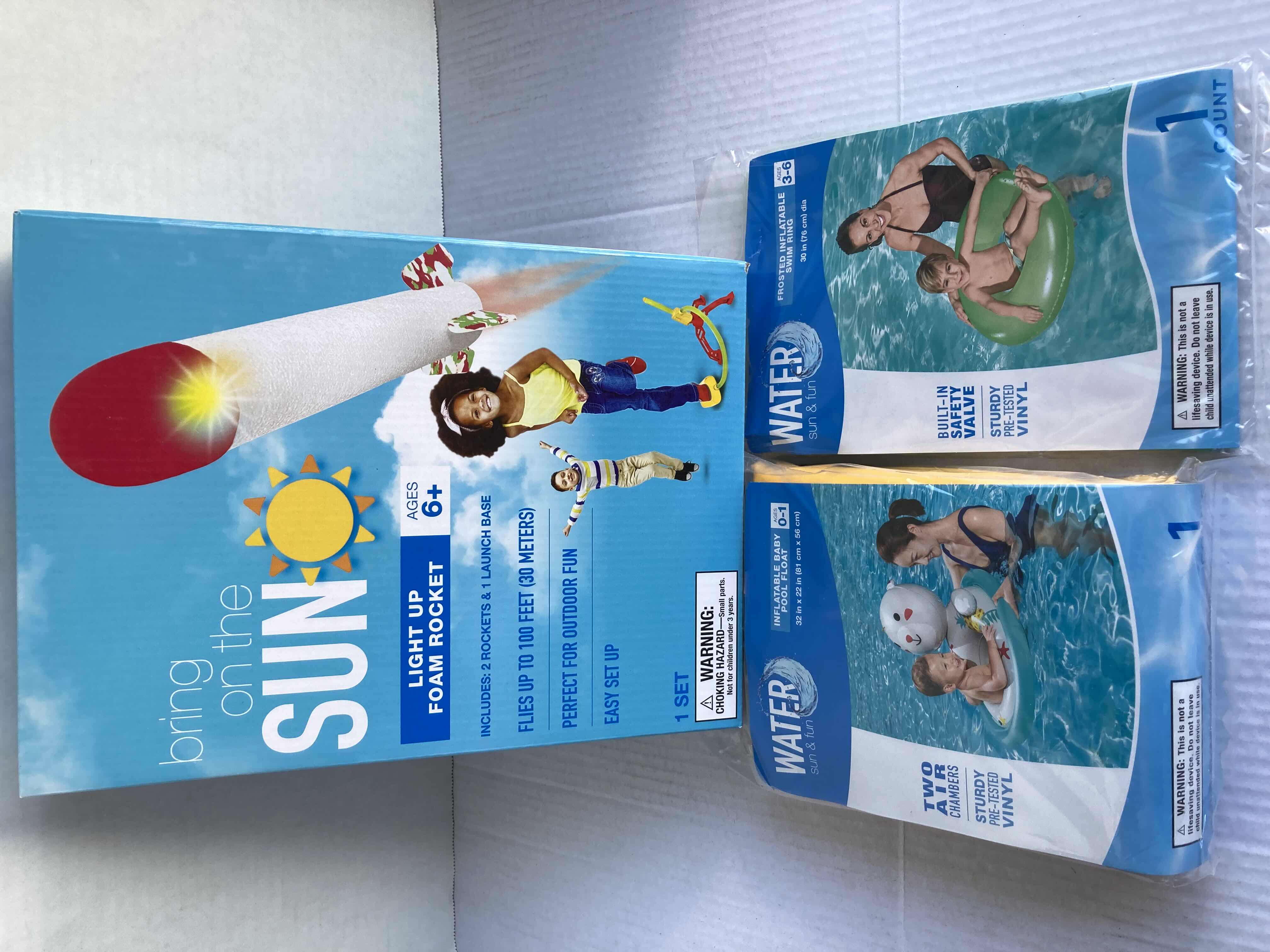 Photo 1 of NEW BRING THE SUN LIGHT UP FOAM ROCKET W WATER SUN & FUN BABY & TOT POOL FLOAT