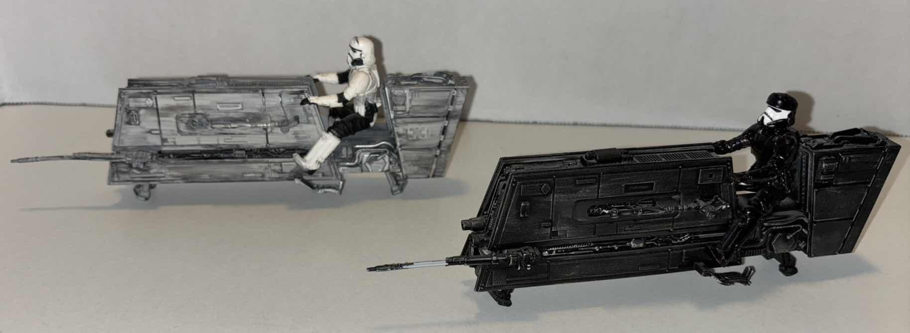 Photo 2 of PRE-OWNED C-PH PATROL SPEEDER BIKES W STORMTROOPER FIGURES (4 PCS)