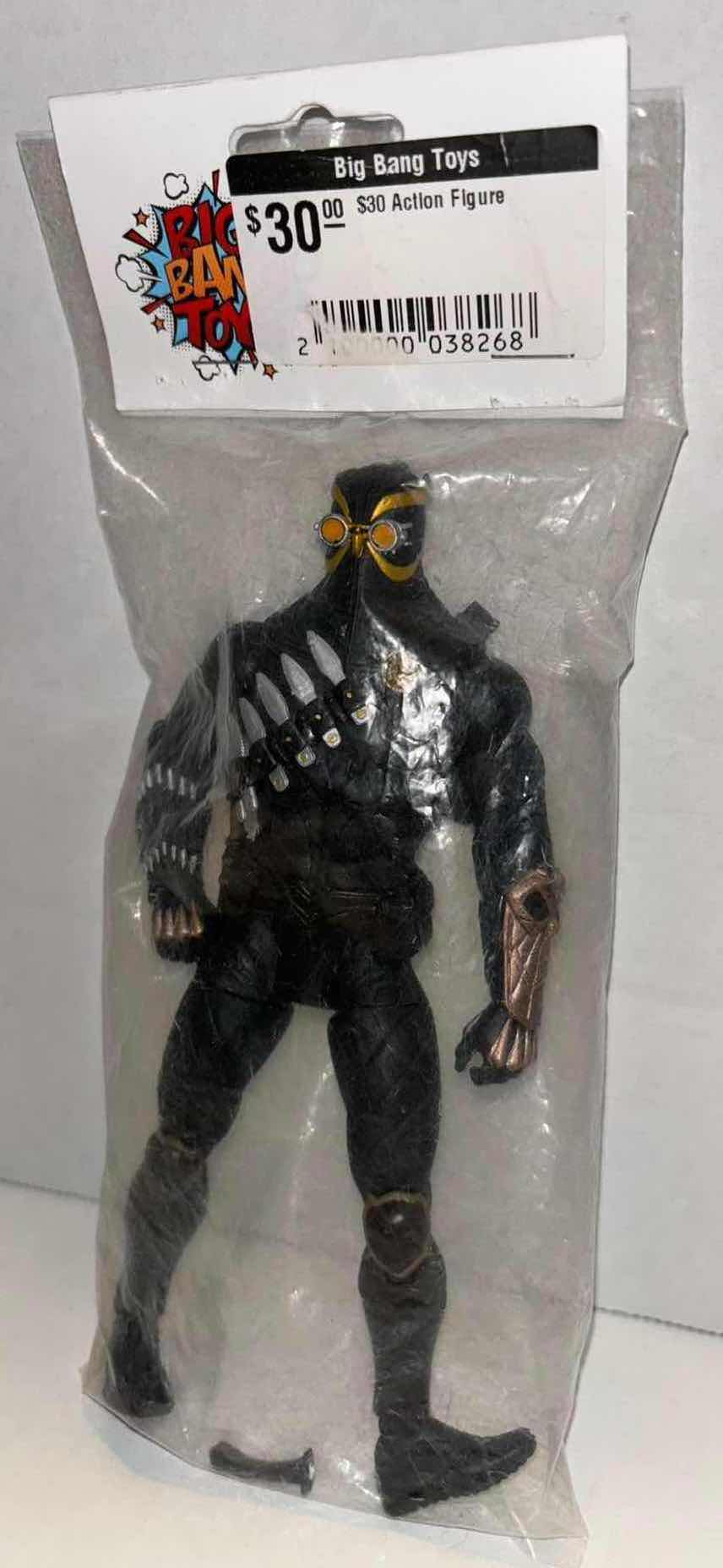 Photo 3 of DC COLLECTIBLES DC COMICS DESIGNER SERIES GREG CAPULLO, 7” ACTION FIGURE “TALON”