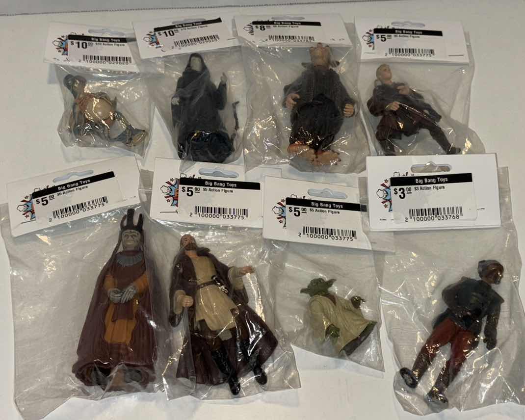 Photo 1 of MYSTERY GRAB BAGS- STAR WARS 3.5”-4” ACTION FIGURES (VALUE $50-64) **NO RETURNS** PICS ARE JUST EXAMPLES OF ACTION FIGURES THAT COULD BE IN BAGS)