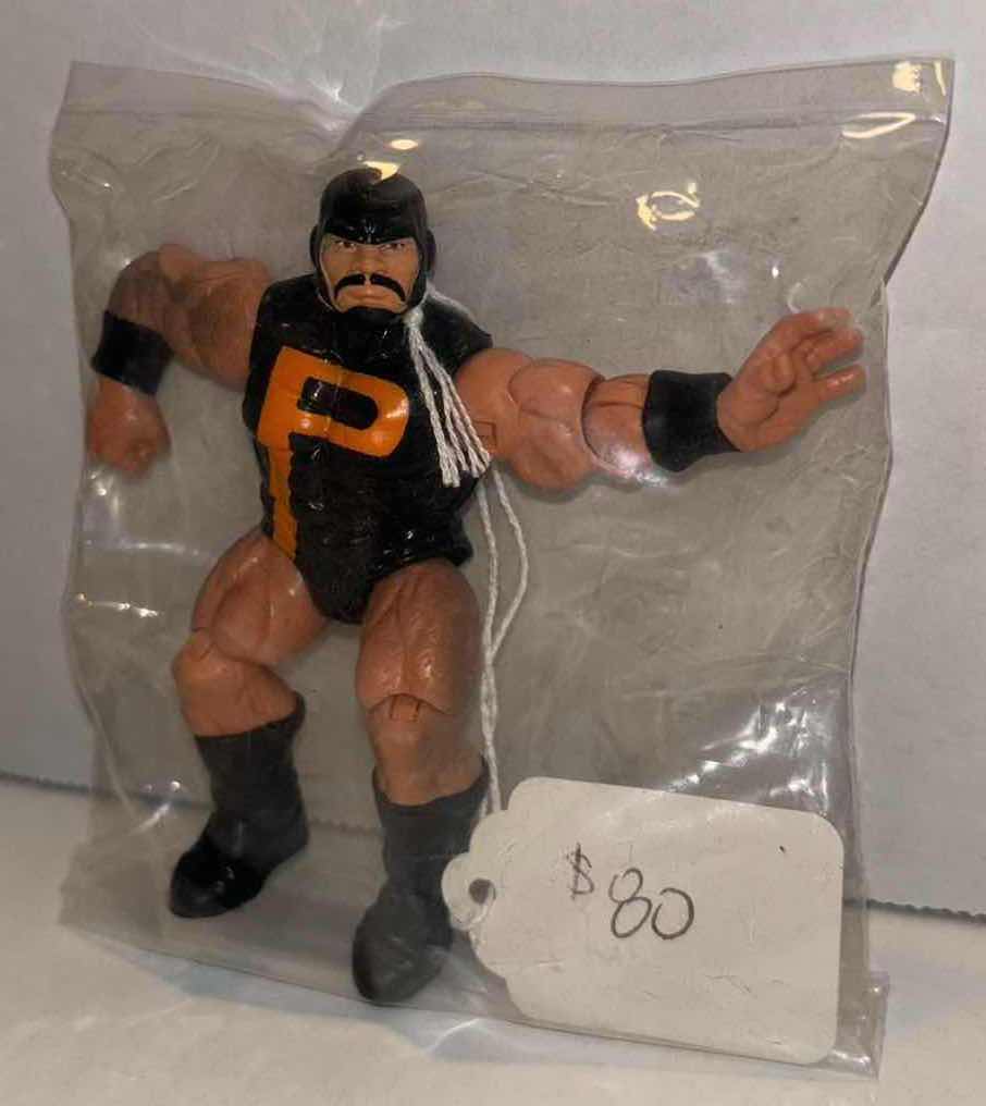 Photo 3 of 2013 MARVEL LEGENDS 3.75” BUILD A FIGURE ACTION FIGURE “PUCK”