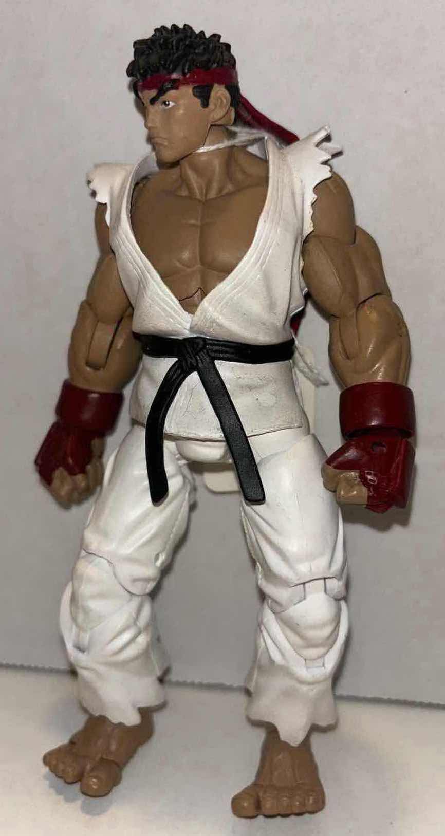 Photo 1 of 2006 CAPCOM SOTA STREET FIGHTER 6.5” ACTION FIGURE “RYU”