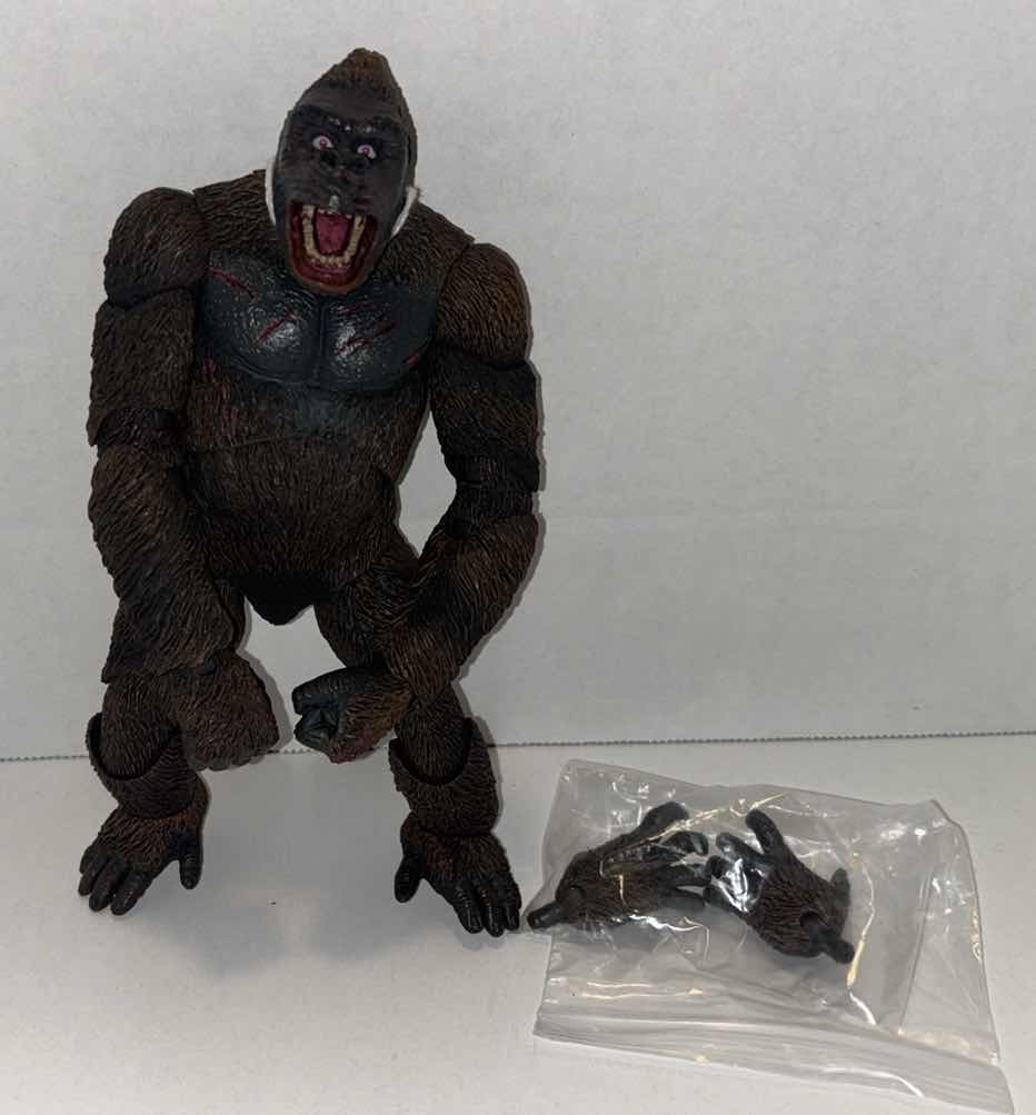 Photo 1 of 2020 NECA 8” KING KONG ULTIMATE ACTION FIGURE “CONCRETE JUNGLE”