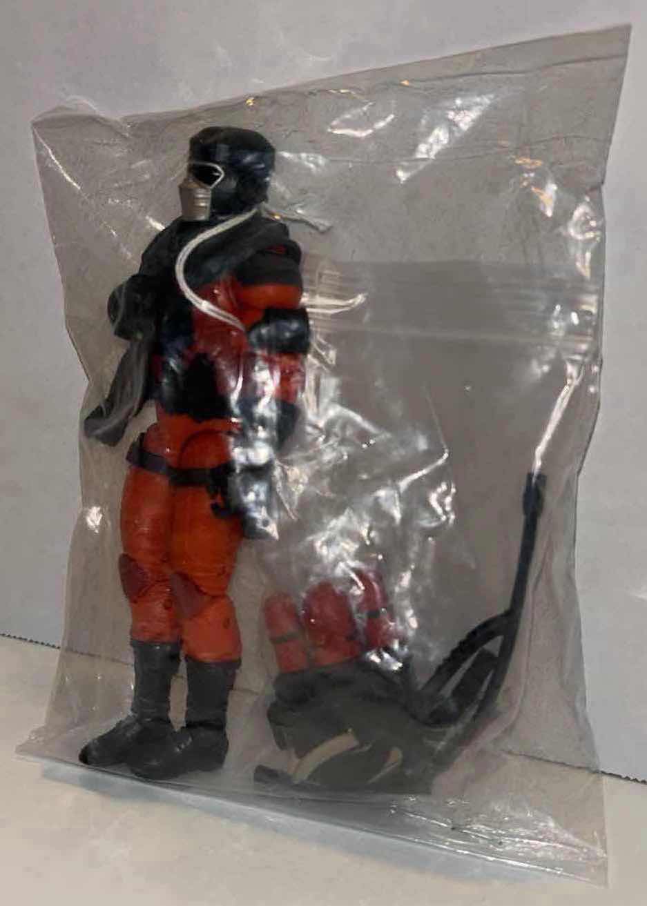 Photo 4 of 2020 G.I. JOE CLASSIFIED SERIES 6.5” ACTION FIGURE W ACCESSORIES, GABRIEL “BARBECUE” KELLY (TARGET EXCLUSIVE)