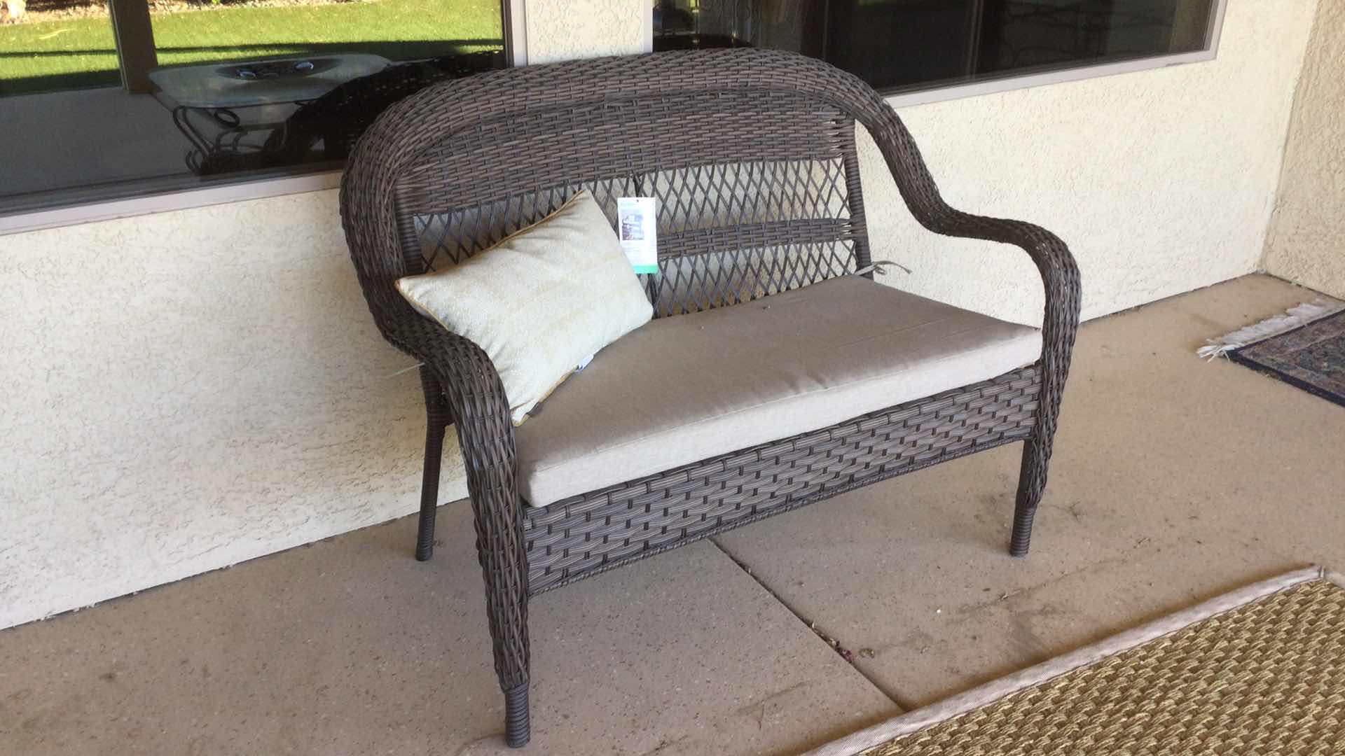 Photo 3 of STYLE WELL OUTDOOR WOVEN LOVESEAT BROWN FINISH 47” X 27” H34”