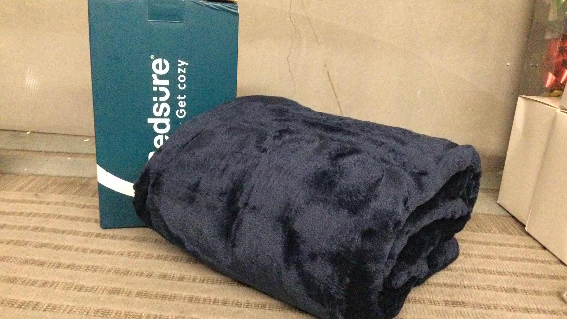 Photo 1 of BEDSURE PLUSH BLUE THROW BLANKET 50” X 60”