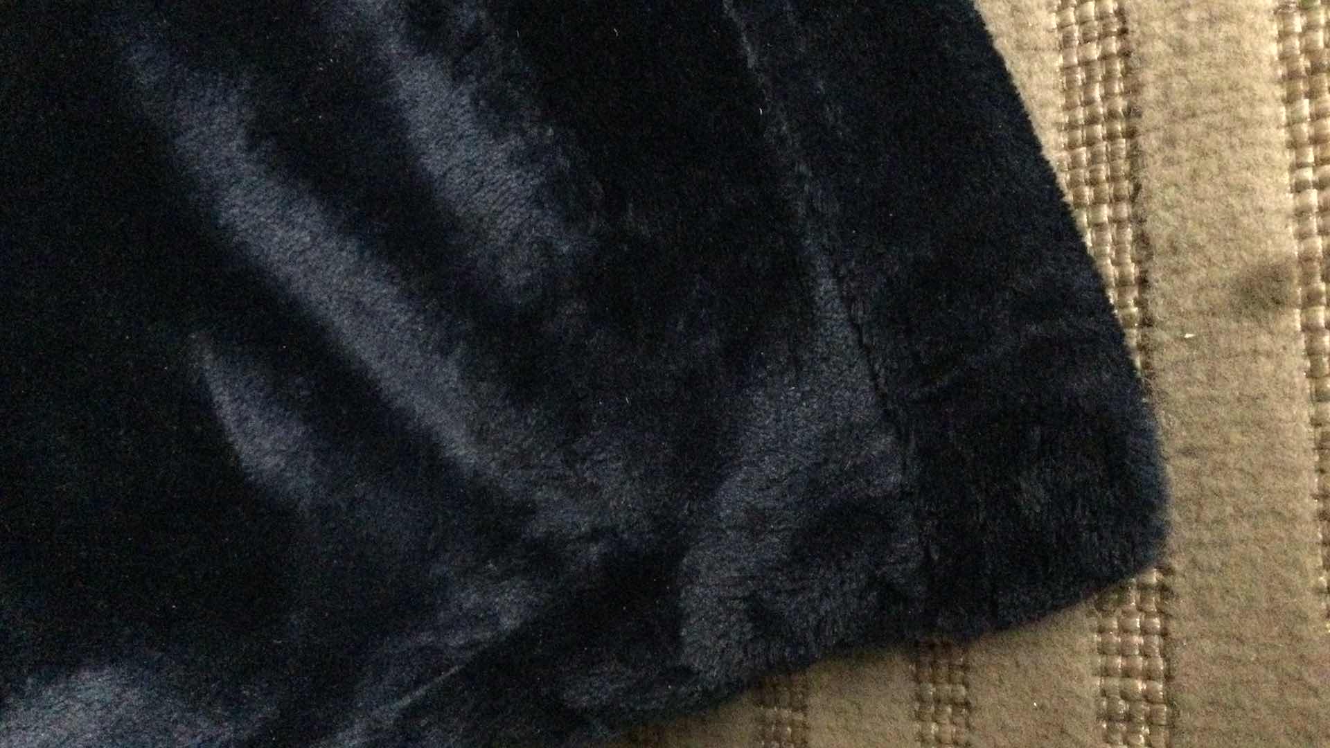 Photo 2 of BEDSURE PLUSH BLUE THROW BLANKET 50” X 60”