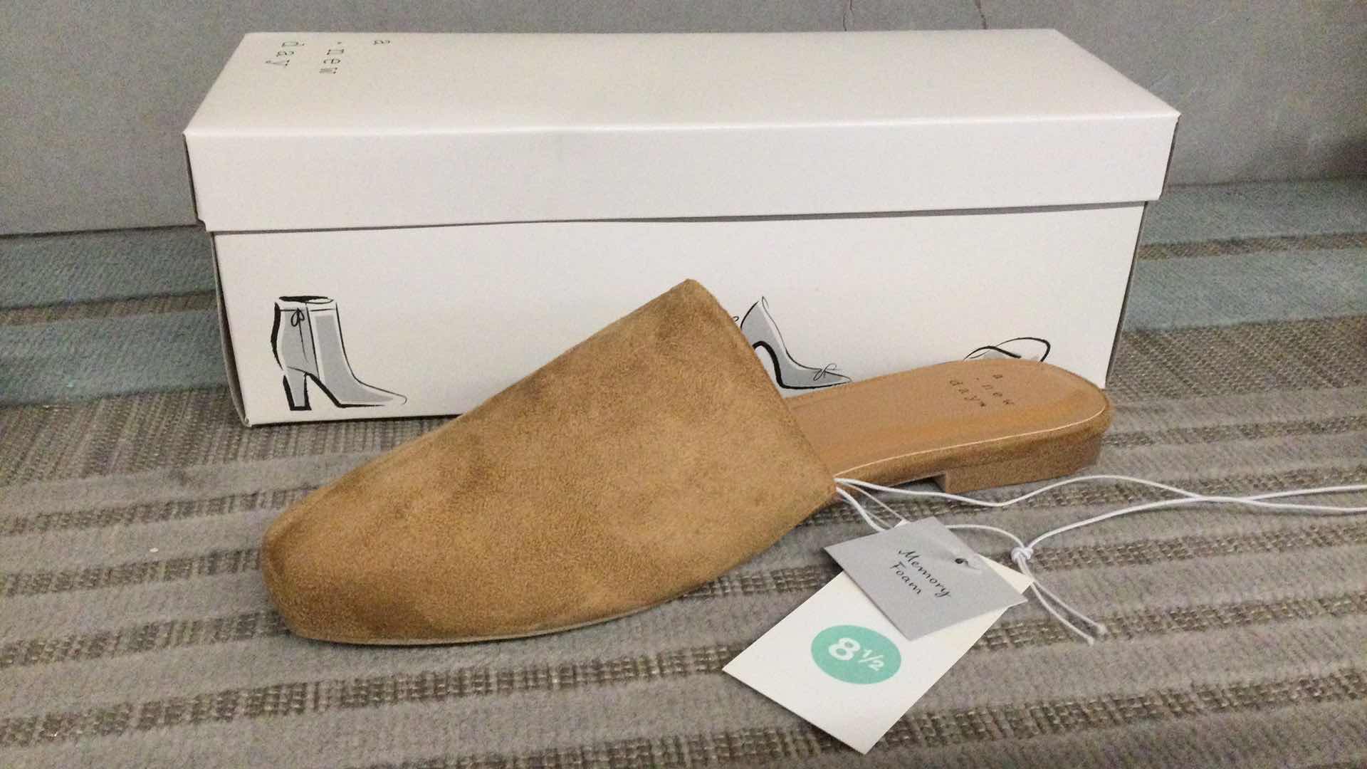 Photo 2 of A NEW DAY ADH85 THEA FLATS W/MEMORY FOAM LADIES SIZE: 8.5 TAN