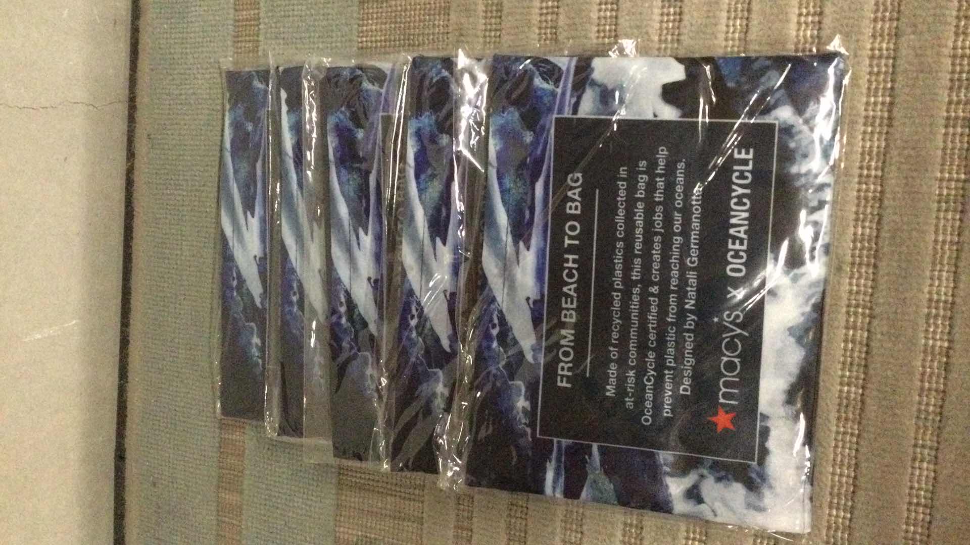 Photo 1 of MACYS OCEAN CYCLE REUSABLE BAG Qty. 5