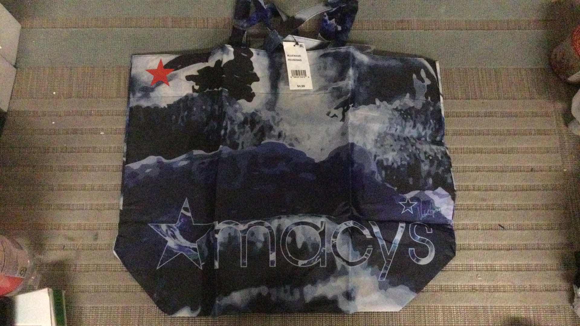 Photo 3 of MACYS OCEAN CYCLE REUSABLE BAGS QTY 5