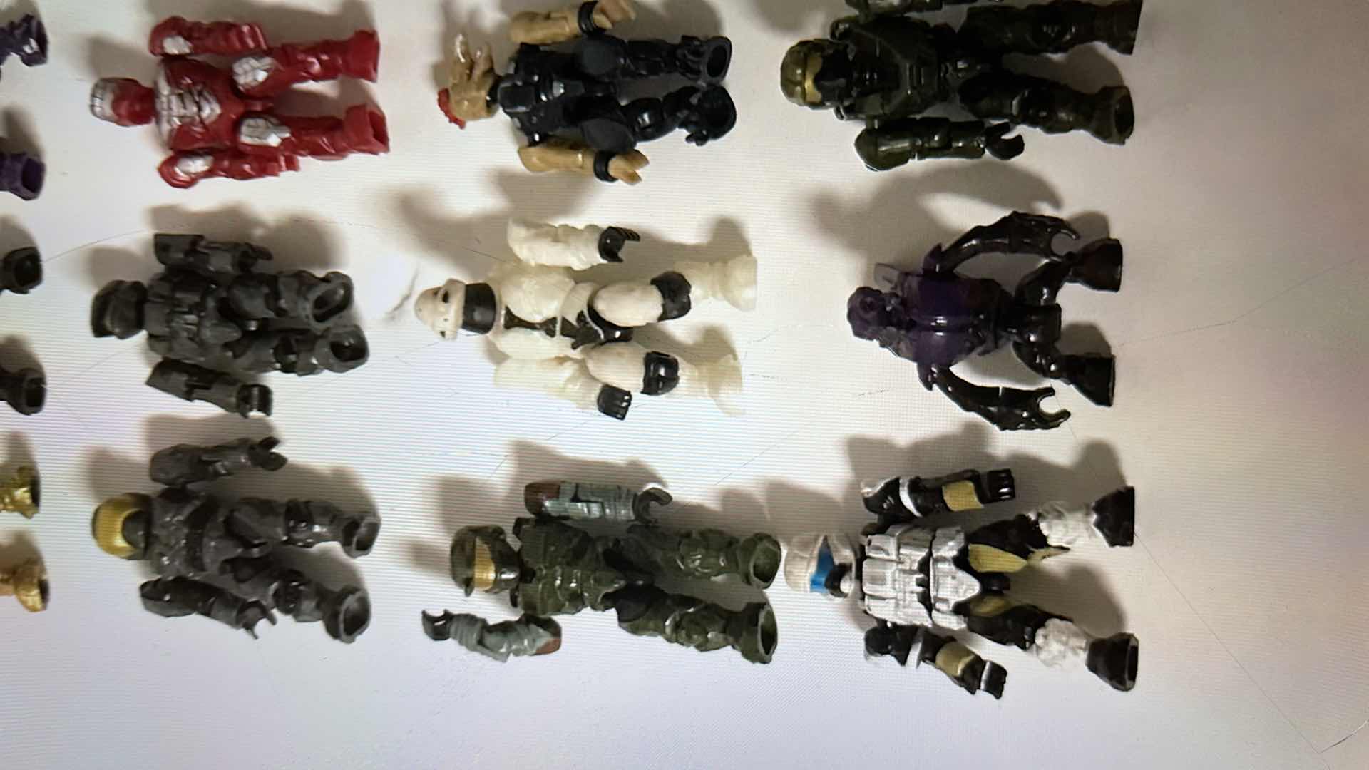 Photo 5 of HALO COLLECTABLES FIGURINES