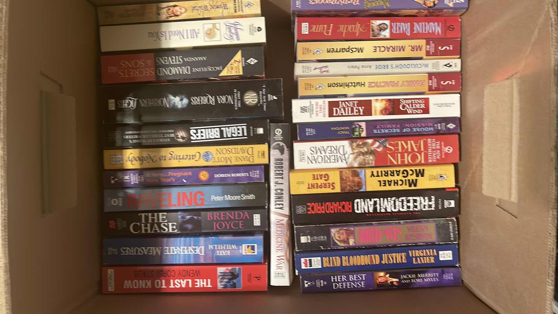 Photo 3 of ASSORTED PAPERBACK BOOKS - LARGE LOT