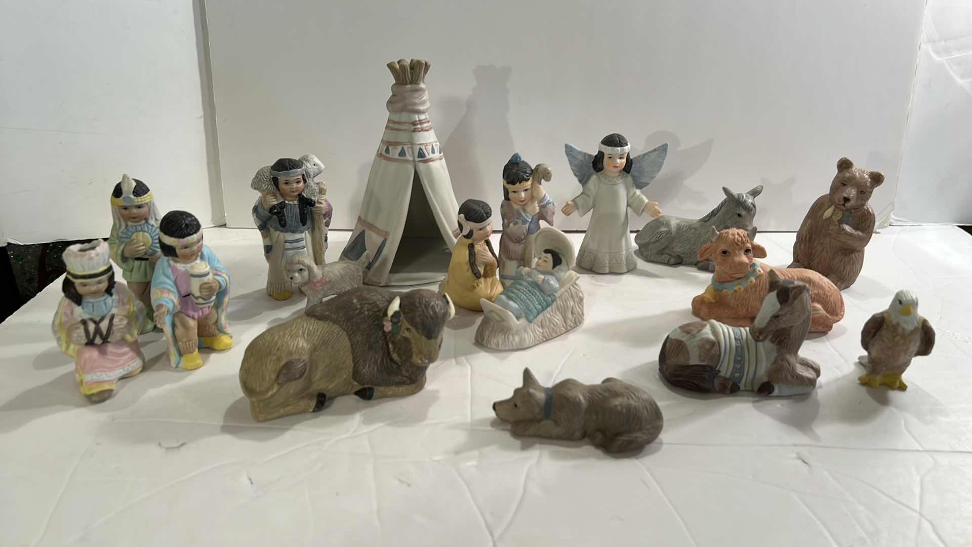 Photo 9 of CERAMIC INDIAN INSPIRED NATIVITY SCENE