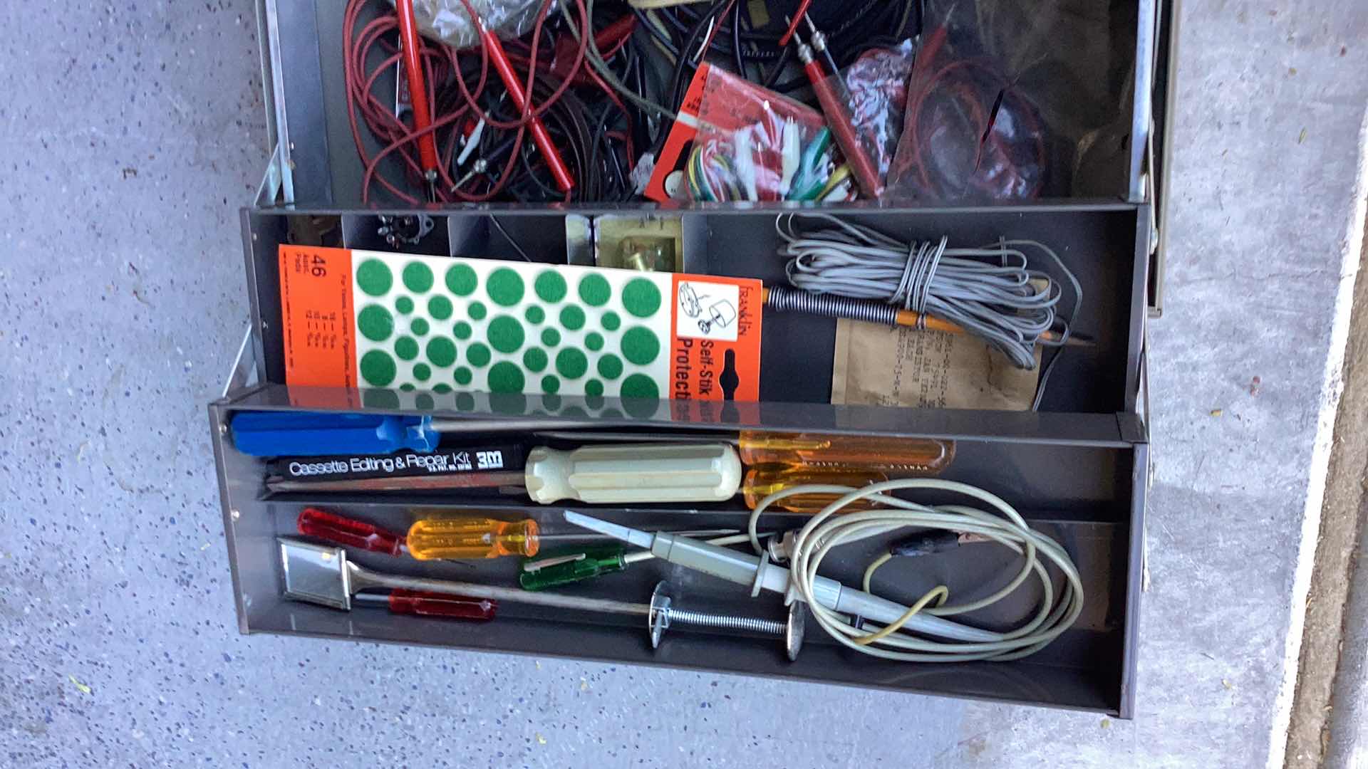 Photo 3 of METAL TOOL BOX WITH TOOLS