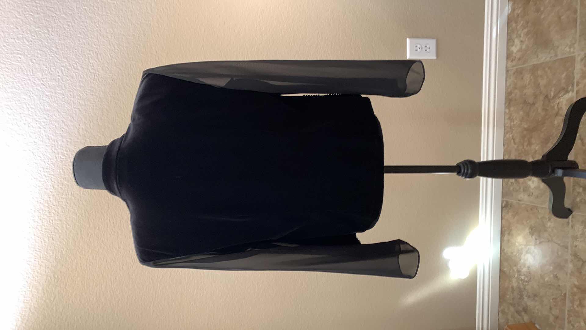 Photo 12 of EVENING WEAR SET OF 4 XL SIZE 10 AND 12 SHIRTS SIZE 1X SKIRT