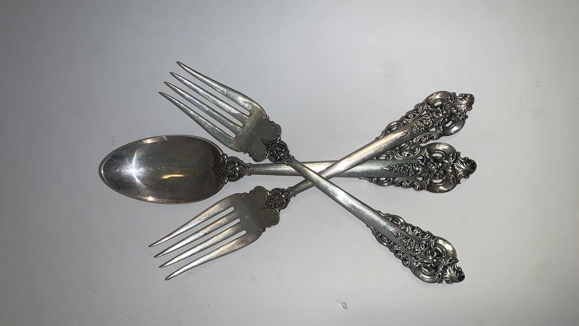 Photo 5 of 10 PIECES WALLACE STERLING SILVERWARE, SILVER HANDLES W STAINLESS STEEL BLADES