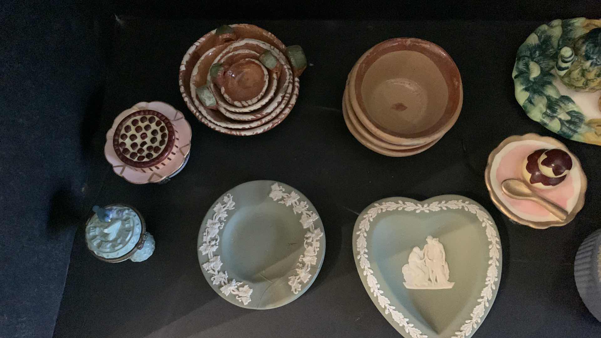 Photo 2 of HOME DECOR POTTERY ASSORTMENT