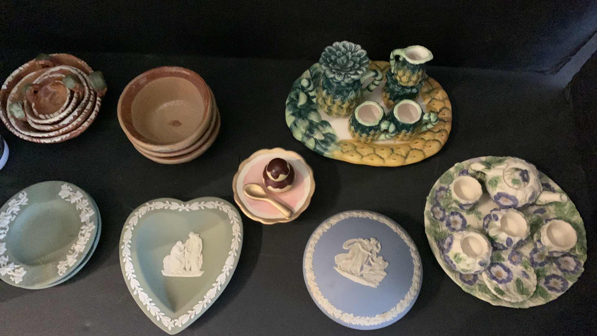 Photo 3 of HOME DECOR POTTERY ASSORTMENT