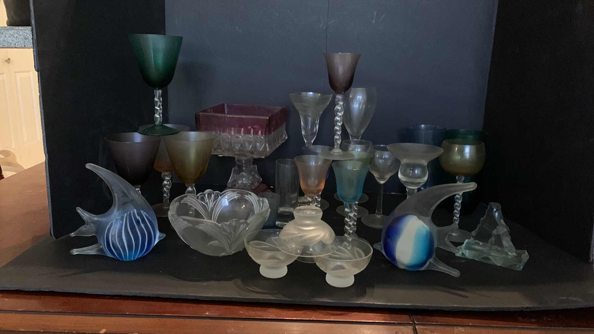 Photo 7 of GLASS AND CRYSTAL ASSORTMENT