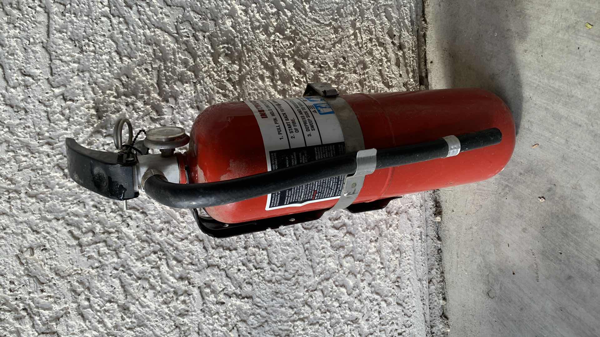 Photo 4 of FIRE EXTINGUISHER