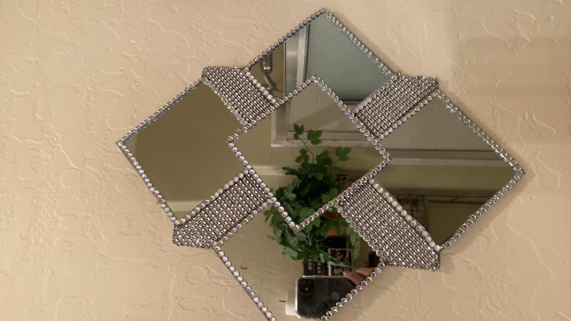 Photo 3 of MIRRORED WALL DECOR TOTAL WIDTH AS PICTURED 31”
