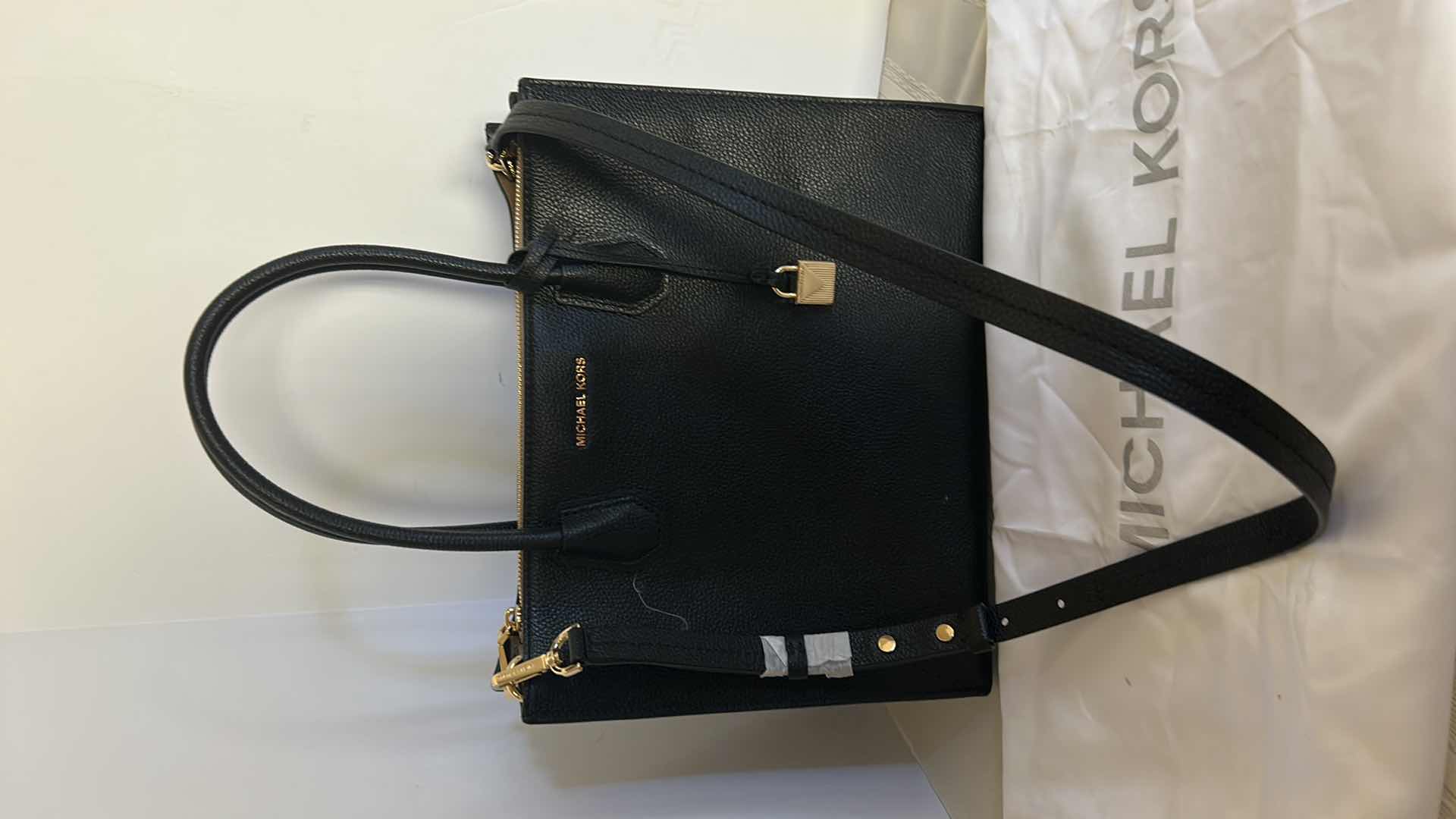 Photo 8 of NEW BLACK MICHAEL KORS PURSE W DUST BAG 12” x H10”