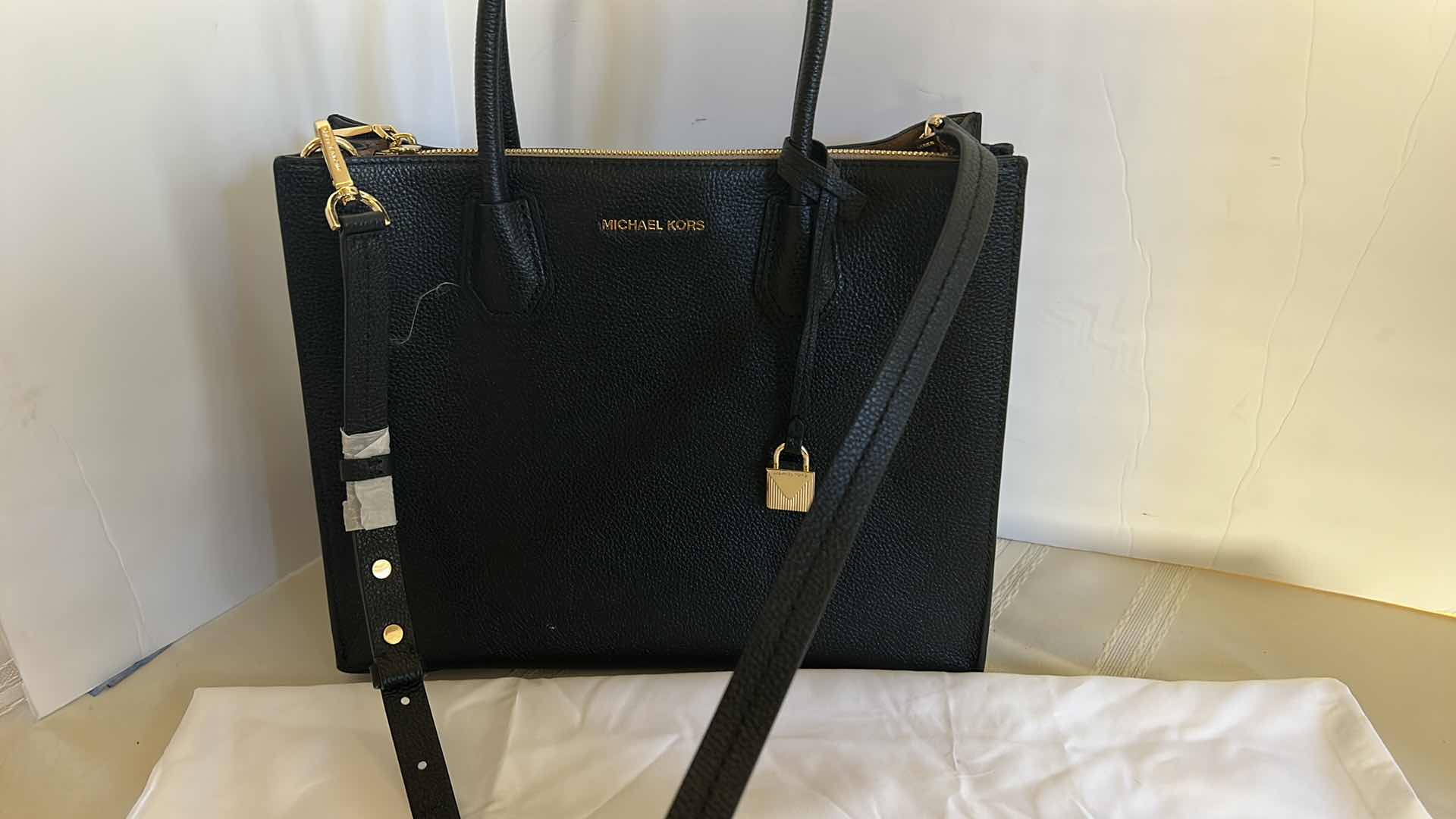 Photo 2 of NEW BLACK MICHAEL KORS PURSE W DUST BAG 12” x H10”