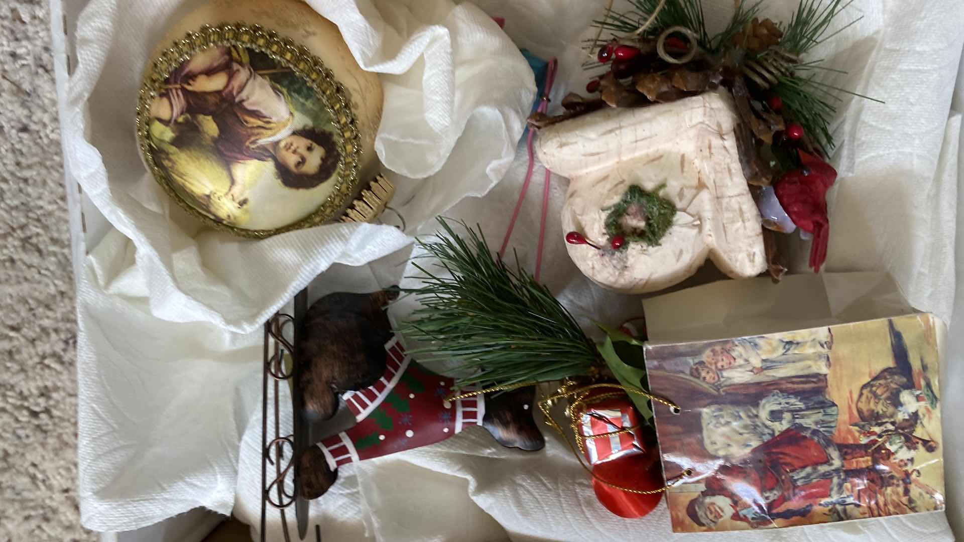 Photo 4 of TOTE OF VINTAGE CHRISTMAS ORNAMENTS