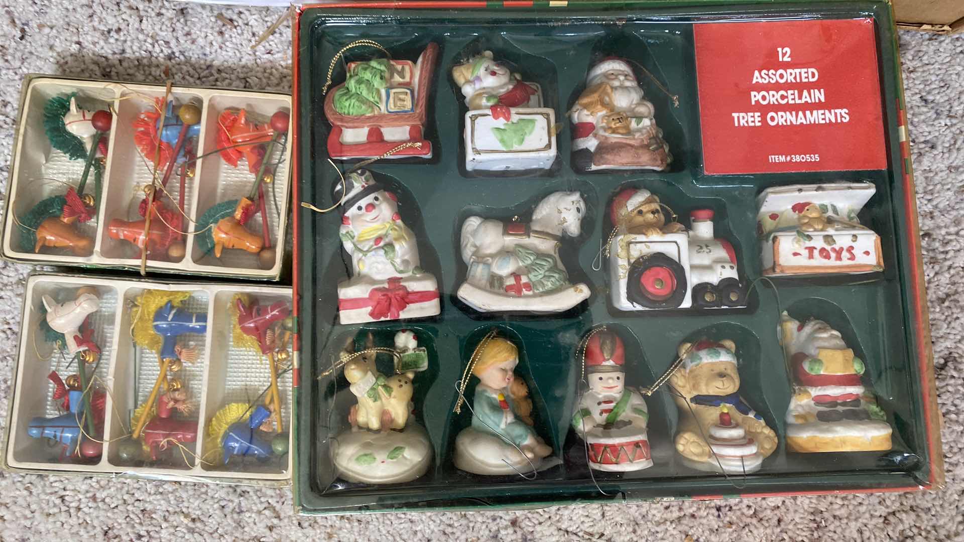 Photo 2 of TOTE OF VINTAGE CHRISTMAS ORNAMENTS