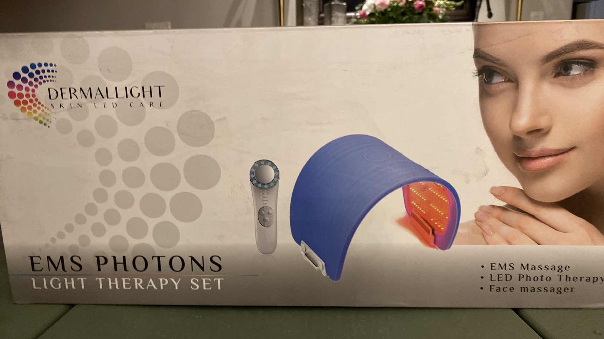 Photo 3 of NEW DERMALLIGHT SKIN LED CARE EMS PHOTONS LIGHT THERAPY SET FOR BODY AND FACE