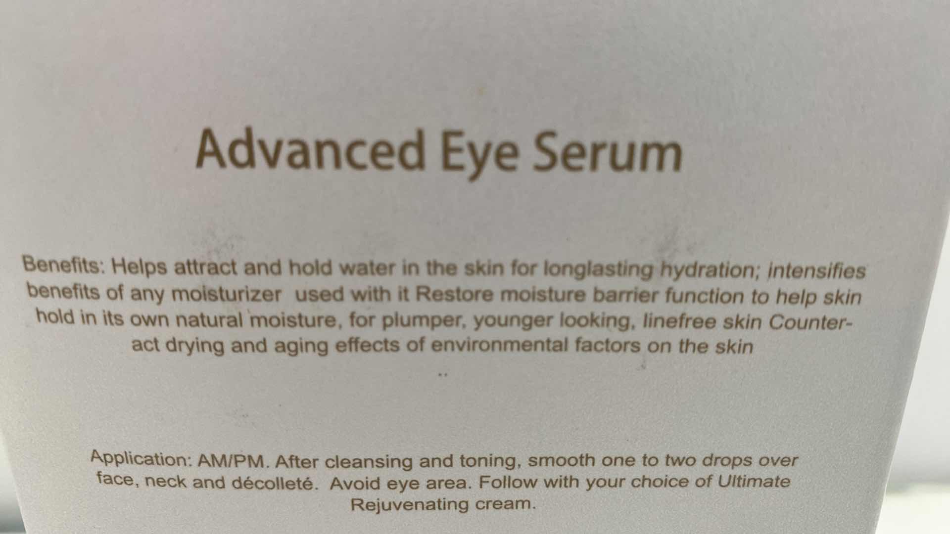 Photo 3 of NEW - D24K ADVANCED EYE SERUM - CONTOURS THE SKIN AROUND THE EYE AREA, SMOOTH SKIN TEXTURE AND REDUCE PUFFINESS AND SAGGING SKIN