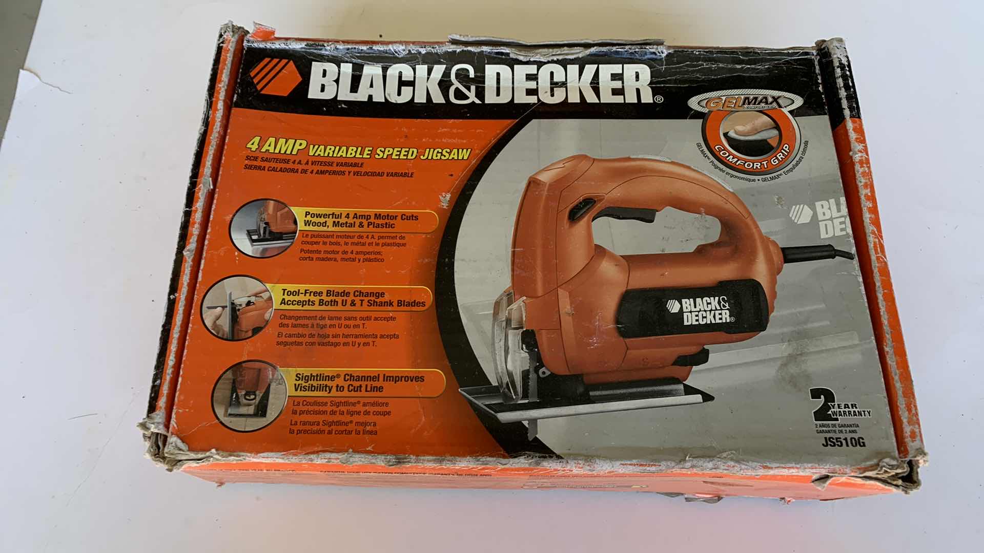 Photo 1 of BLACK AND DECKER 4 AMP VARIABLE SPEED JIGSAW