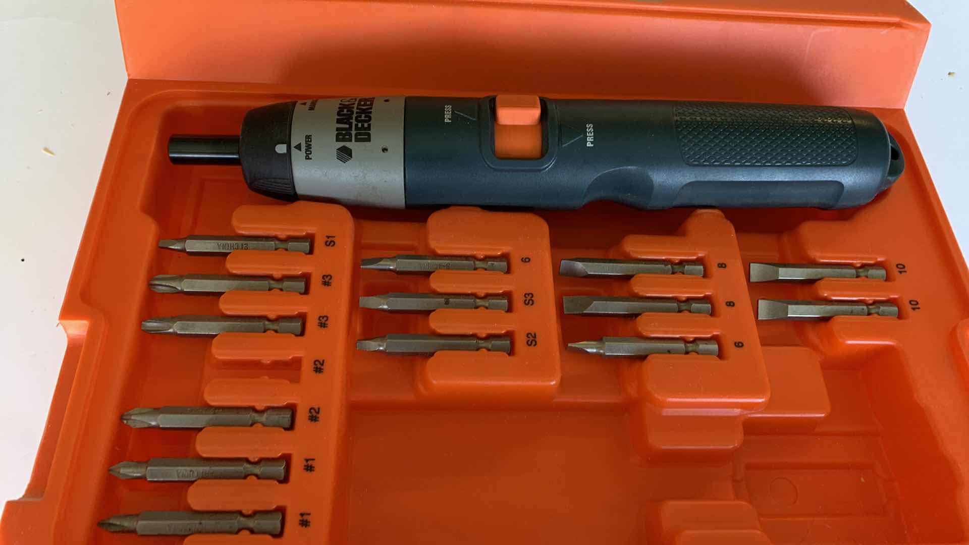 Photo 2 of BLACK AND DECKER ELECTRIC SCREWDRIVER WITH BITS