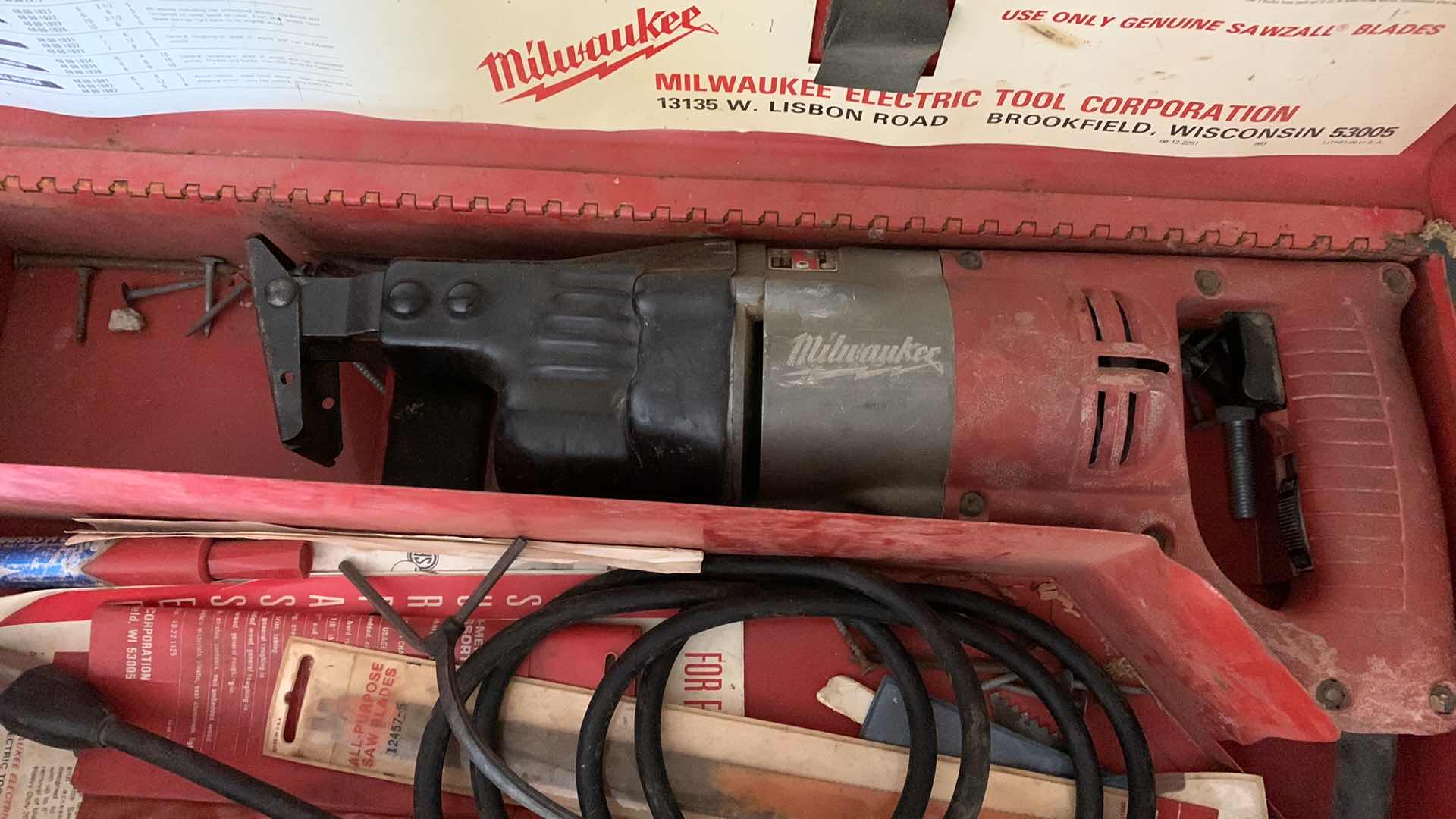 Photo 2 of OLD MILWAUKEE SAWZALL