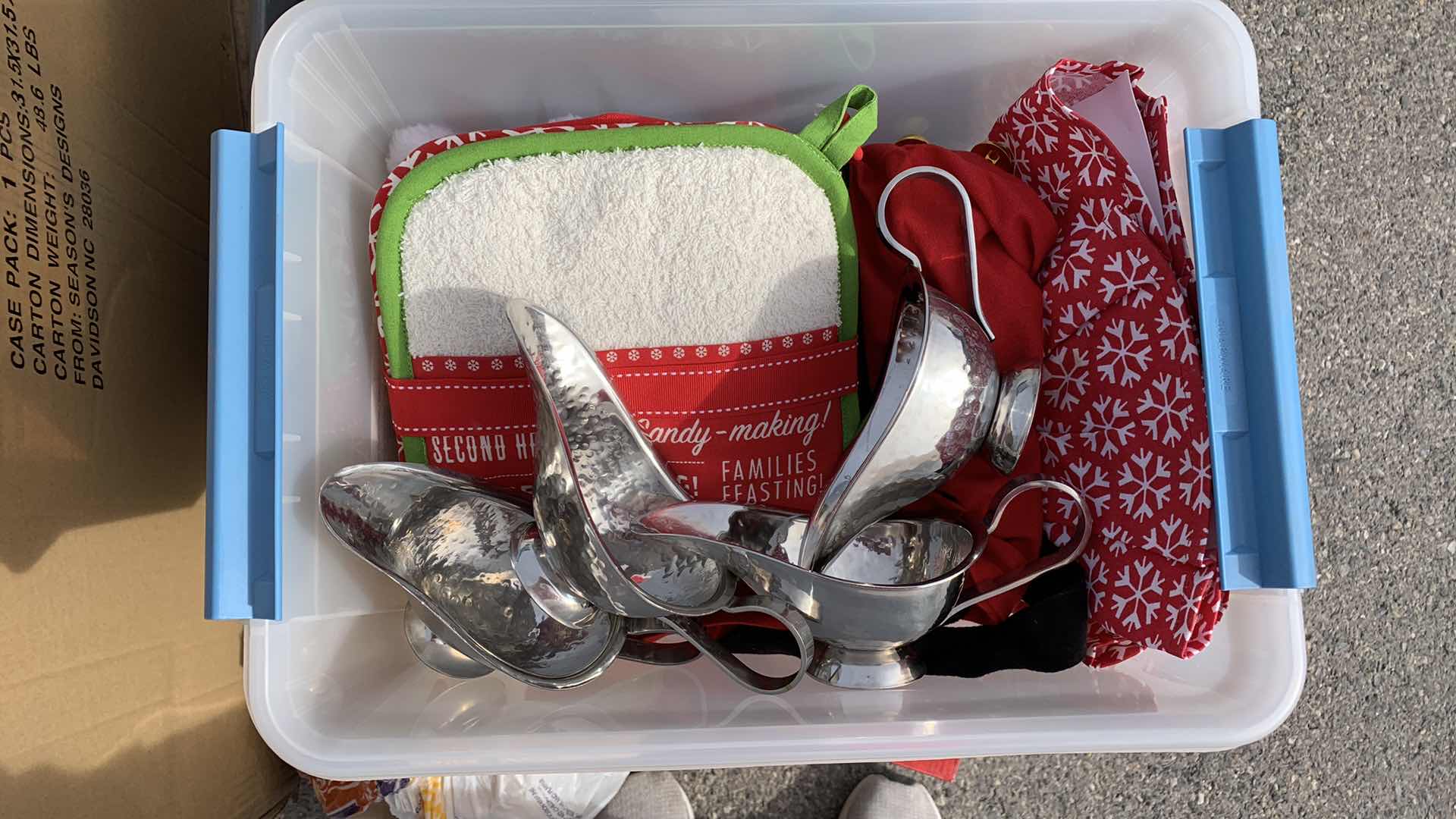 Photo 2 of CHRISTMAS KITCHEN, APRON, GIFT TOWELS, 4 GRAVY BOATS, SET OF POTHOLDERS