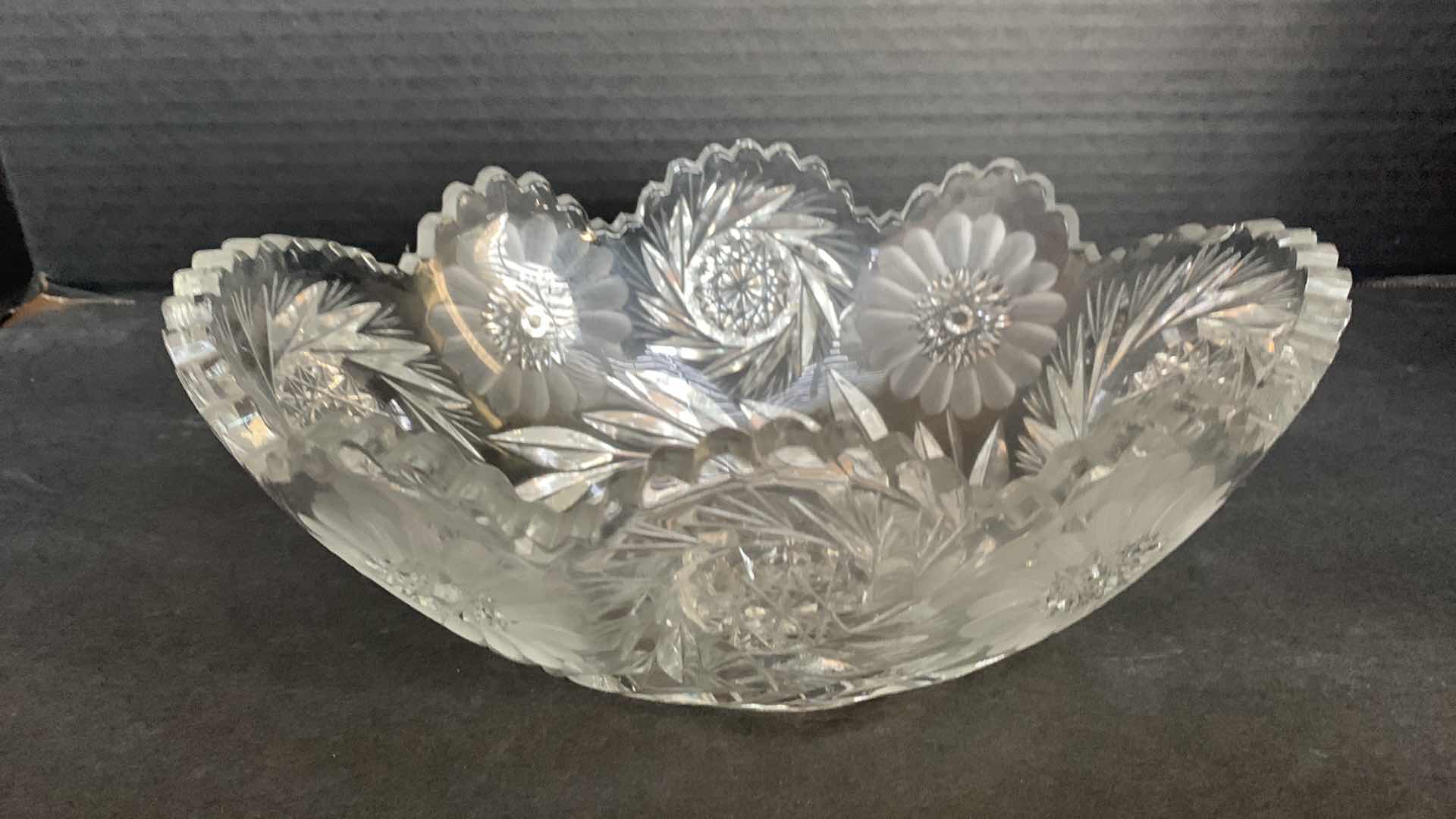 Photo 1 of CRYSTAL SERVICE BOWL 10” WIDE