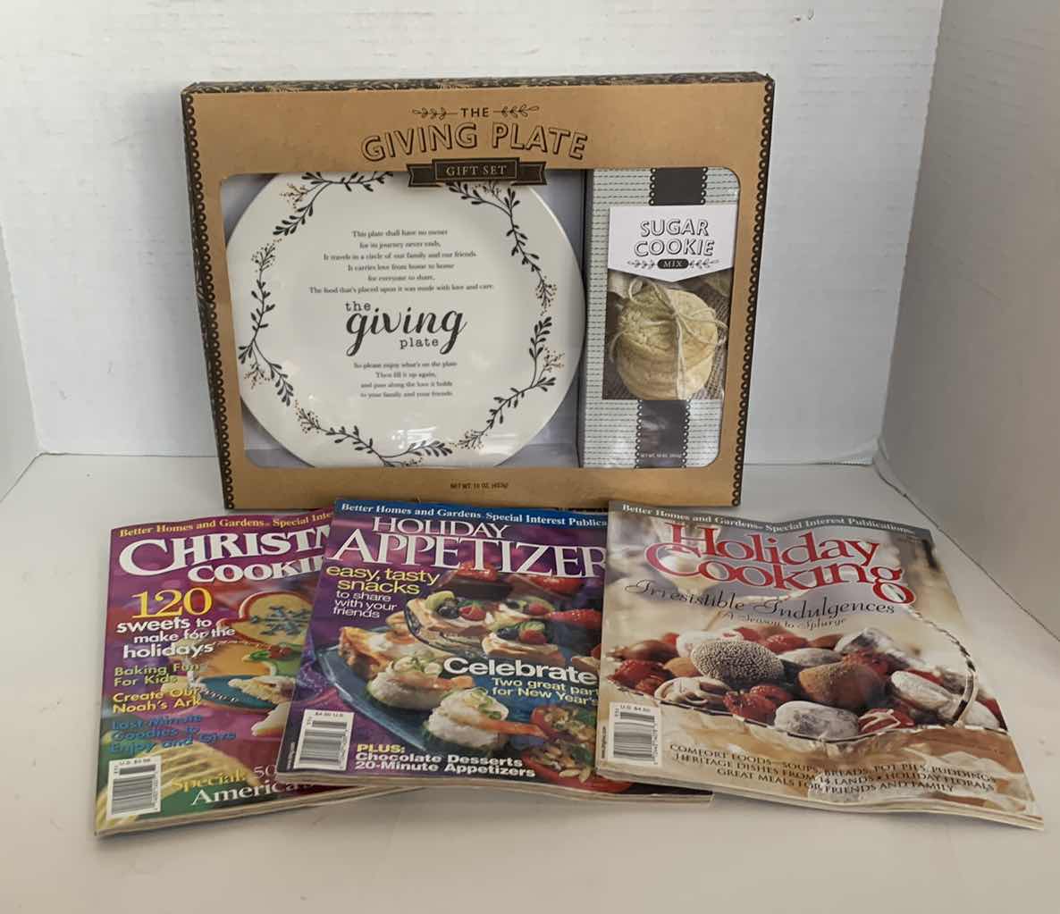 Photo 1 of THE GIVING PLATE GIFT SET AND CHRISTMAS BAKING MAGAZINES