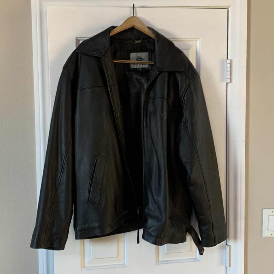 Photo 1 of BURKS BAY MENS LEATHER JACKET SIZE XXL